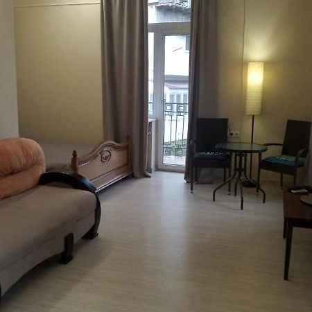 Центр Торговая 6 Apartment โอเดสซา ภายนอก รูปภาพ